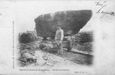 ECAUSSINES CARRIERE DU CENTRE UN BLOC SUR CHANTIER 1902.jpg